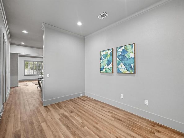 6030  Steamboat Drive , Dallas Texas 75230
