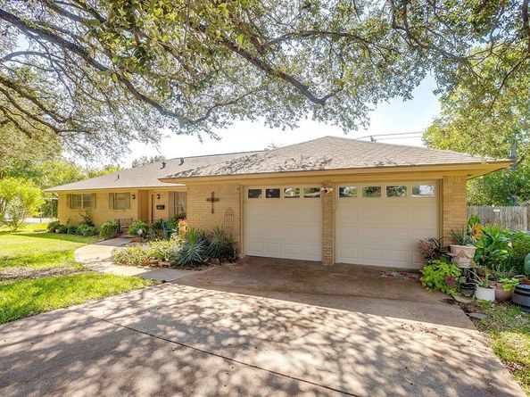 4704  Westlake Drive , Fort Worth Texas 76132