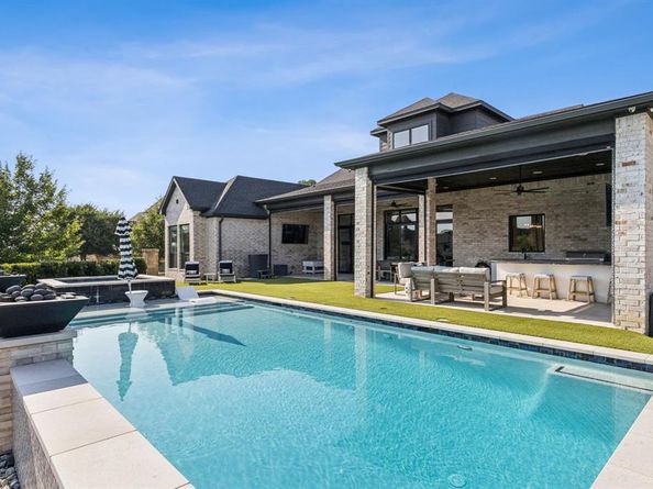 929  Winding Ridge Trail , Southlake Texas 76092