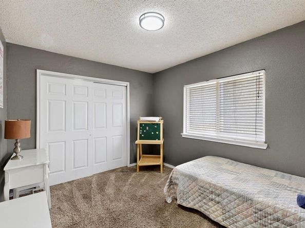 6525  Willow Oak Court , Fort Worth Texas 76112