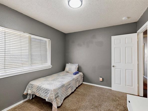 6525  Willow Oak Court , Fort Worth Texas 76112