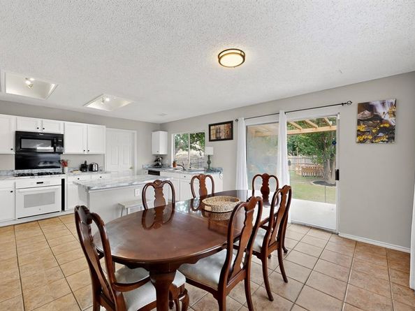 6525  Willow Oak Court , Fort Worth Texas 76112