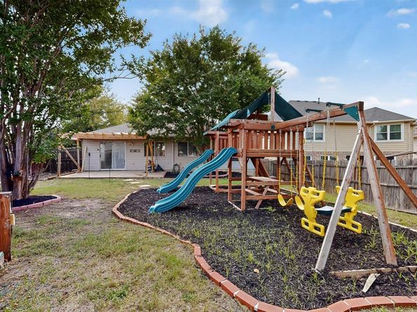 6525  Willow Oak Court , Fort Worth Texas 76112
