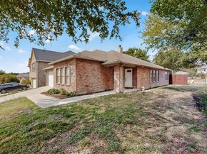 6525  Willow Oak Court , Fort Worth Texas 76112