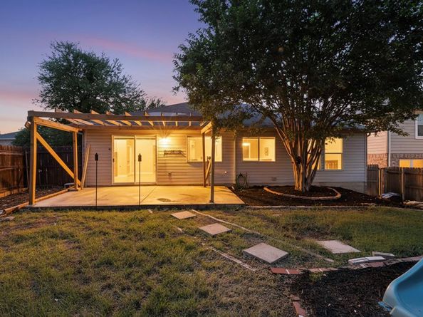 6525  Willow Oak Court , Fort Worth Texas 76112