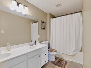 6525  Willow Oak Court , Fort Worth Texas 76112