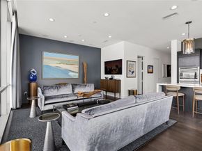 2200  Victory Avenue  2504, Dallas Texas 75219