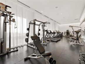 2200  Victory Avenue  2504, Dallas Texas 75219
