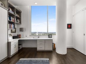 2200  Victory Avenue  2504, Dallas Texas 75219