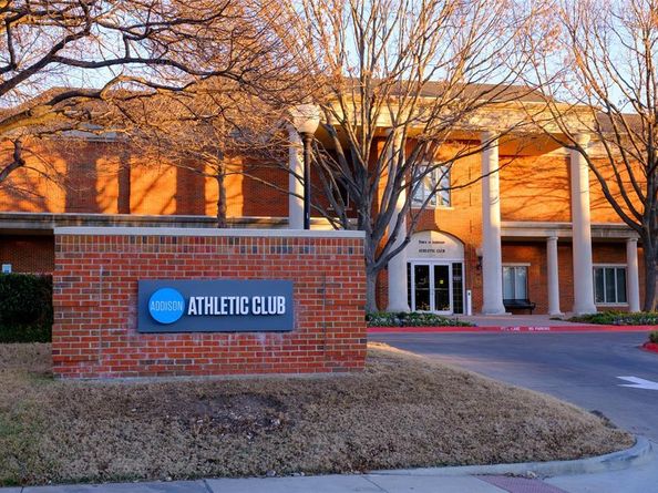 4037  Azure Lane , Addison Texas 75001