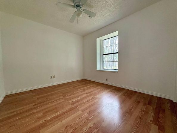 1722  Clydesdale Drive , Lewisville Texas 75067