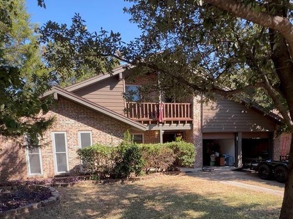 1303  Paisley Drive , Arlington Texas 76015