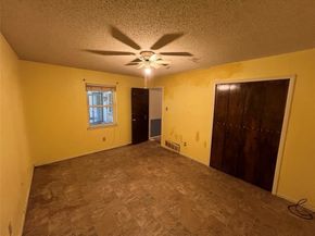 1303  Paisley Drive , Arlington Texas 76015