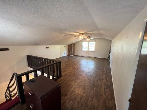 1303  Paisley Drive , Arlington Texas 76015