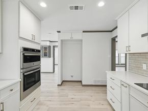 2107  Emerald Lake Drive , Arlington Texas 76013