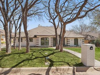 2107  Emerald Lake Drive 