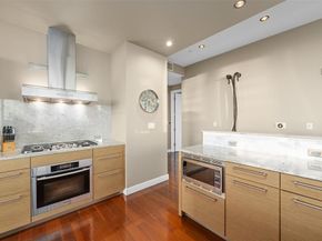 2900  Mckinnon Street  2601, Dallas Texas 75201