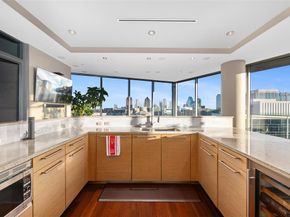 2900  Mckinnon Street  2601, Dallas Texas 75201