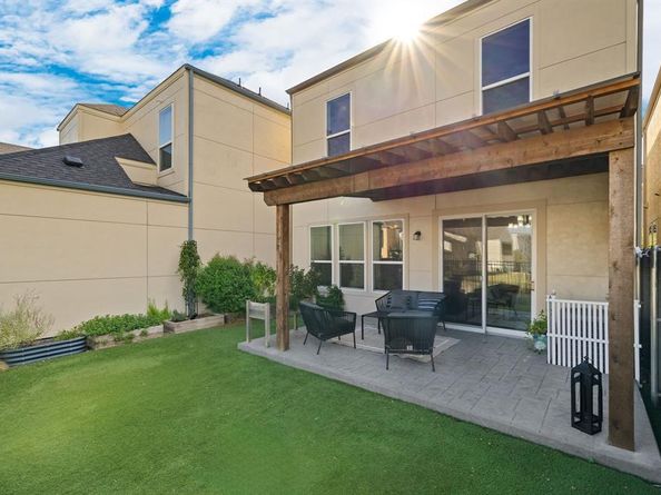 8257  Nunley Lane , Dallas Texas 75231