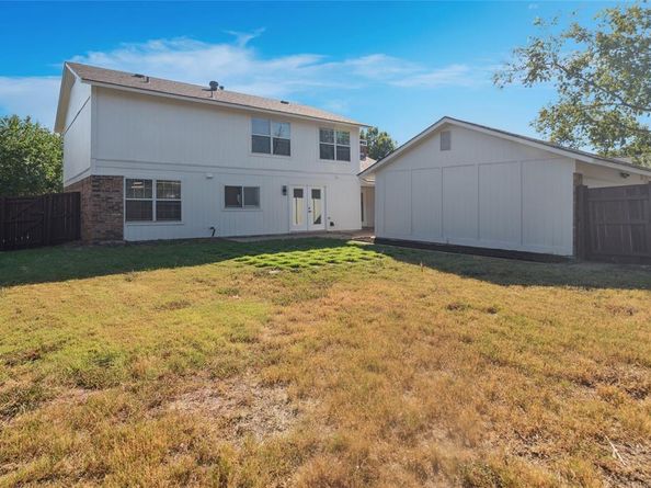 1739  Hartford Drive , Carrollton Texas 75007