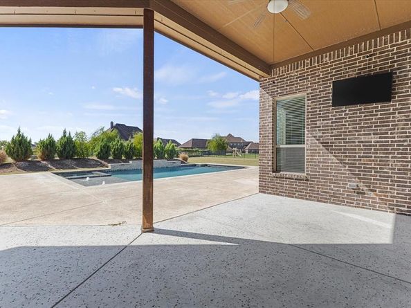 772  Kensington  , McLendon Chisholm Texas 75032