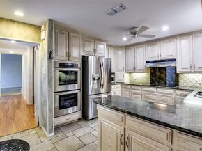 2214  Winter Sunday Way , Arlington Texas 76012