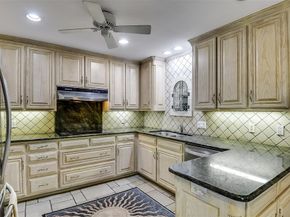 2214  Winter Sunday Way , Arlington Texas 76012