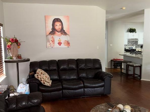 111 N Willomet Avenue , Dallas Texas 75208