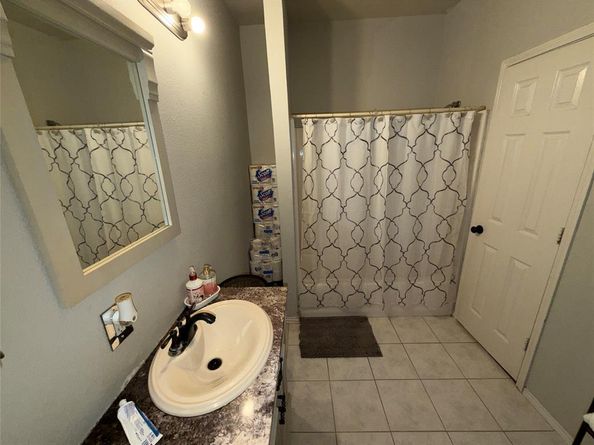 111 N Willomet Avenue , Dallas Texas 75208