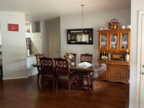 111 N Willomet Avenue , Dallas Texas 75208