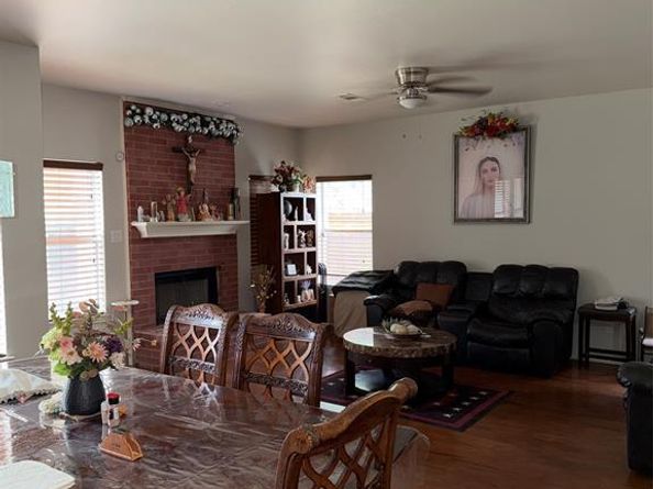 111 N Willomet Avenue , Dallas Texas 75208