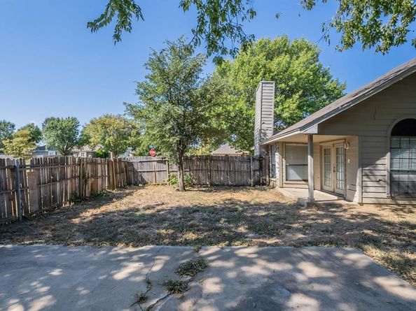 6519  Impala Drive , Arlington Texas 76001
