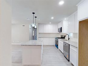 1820  Oak Tree Lane , Arlington Texas 76013