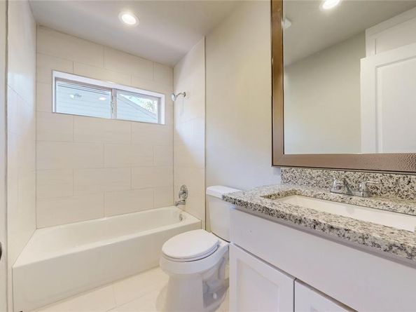 1820  Oak Tree Lane , Arlington Texas 76013