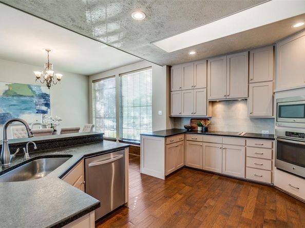 6523  Brook Lake Drive , Dallas Texas 75248