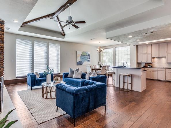 6523  Brook Lake Drive , Dallas Texas 75248