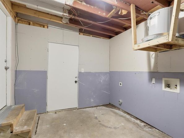 3409  Gay Street , Fort Worth Texas 76111