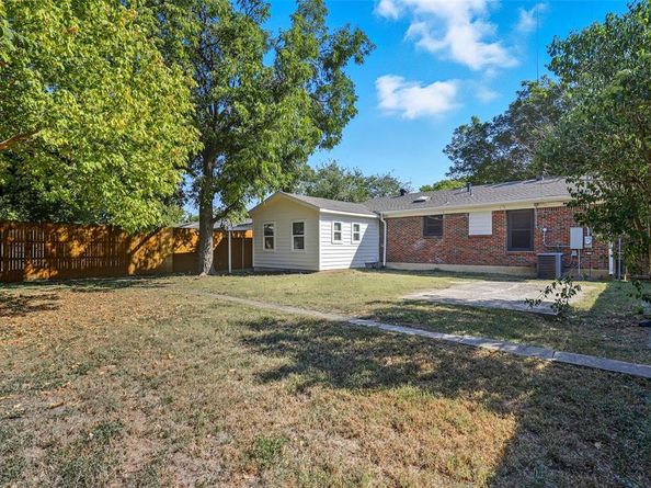 3409  Gay Street , Fort Worth Texas 76111