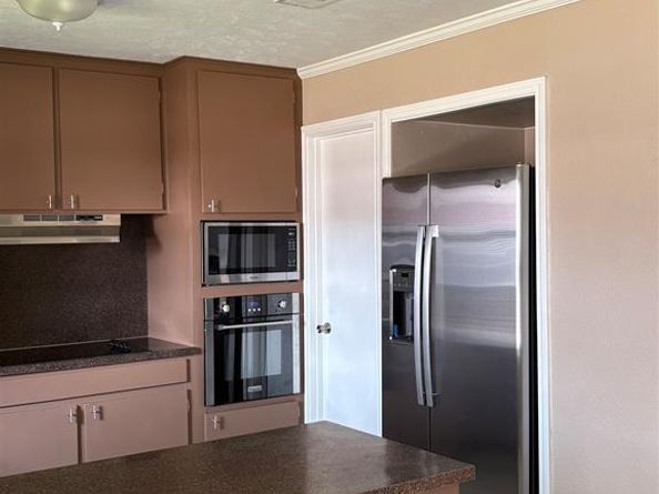 4025  Emerald Drive , Mesquite Texas 75150