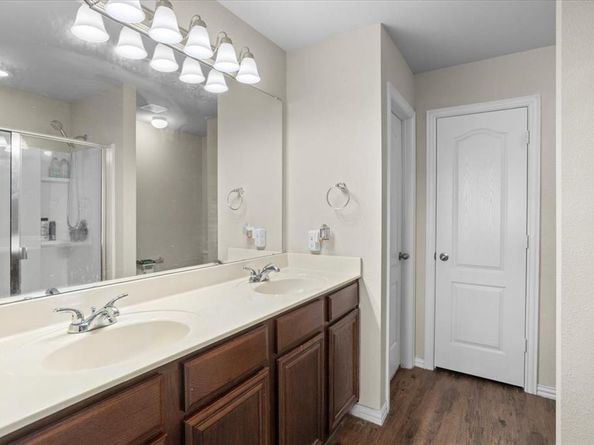 1501  Sierra Estate Trail , Fort Worth Texas 76119