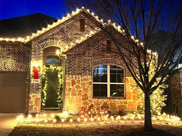 2706  Point Vista Drive , Lewisville Texas 75067
