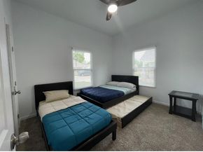 1121 E Annie Street , Fort Worth Texas 76104