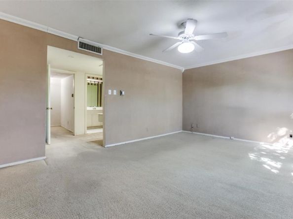 7526 W Northwest Highway  2, Dallas Texas 75225