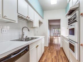 7526 W Northwest Highway  2, Dallas Texas 75225