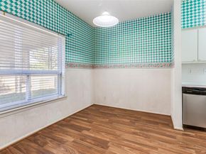 7526 W Northwest Highway  2, Dallas Texas 75225