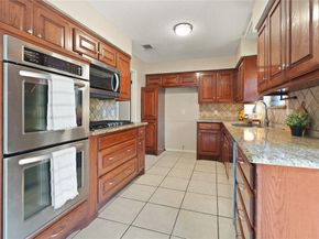 5700  Stage Line Court , Arlington Texas 76017