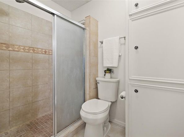 5700  Stage Line Court , Arlington Texas 76017