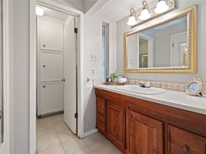 5700  Stage Line Court , Arlington Texas 76017