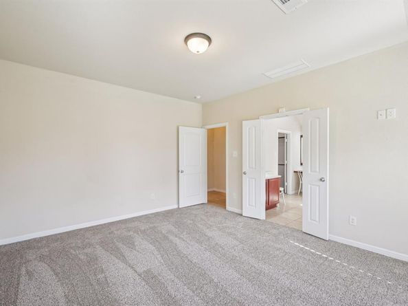 10433  Unity Drive , Fort Worth Texas 76108