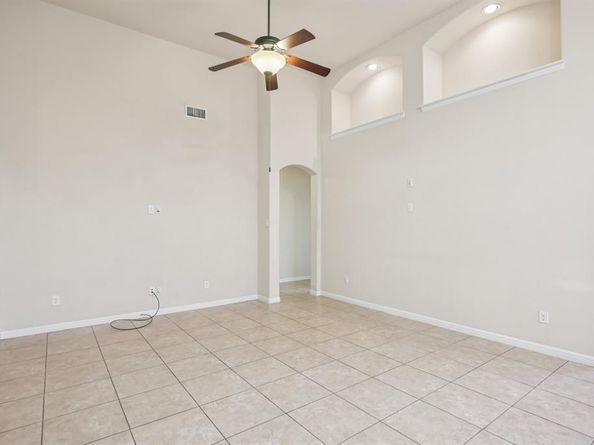 10433  Unity Drive , Fort Worth Texas 76108